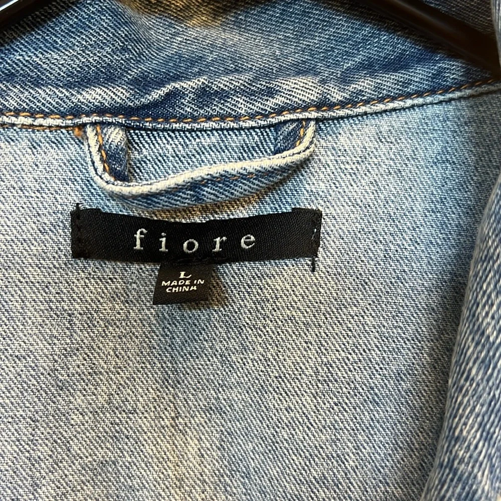 Beautiful Custom designer Inspired oversized distressed denim jacket. Size L. - Picture 3 of 3